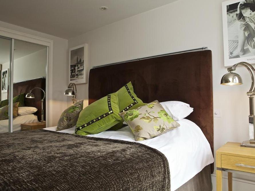 Diddly Squat, 43 Dart Marina Apartment Dartmouth Bagian luar foto