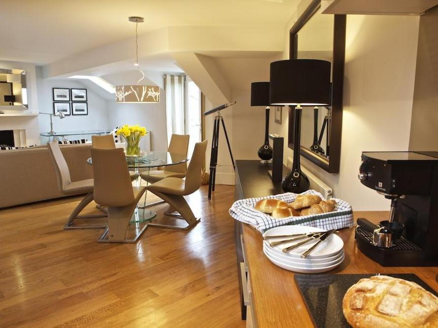 Diddly Squat, 43 Dart Marina Apartment Dartmouth Bagian luar foto